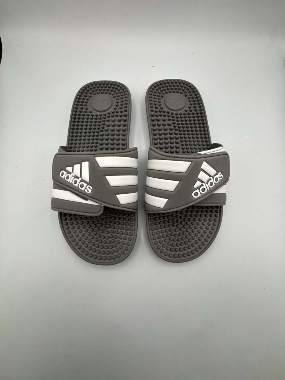 Adidas Adissage Slide Size 7 Grey White HQ4373